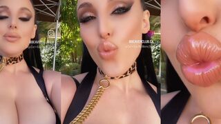 Angela White giving you a big kiss!